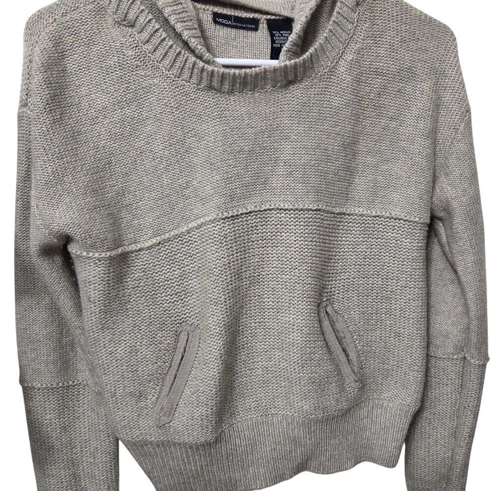 Moda International woman's sweater Hoodie with removable hood size M